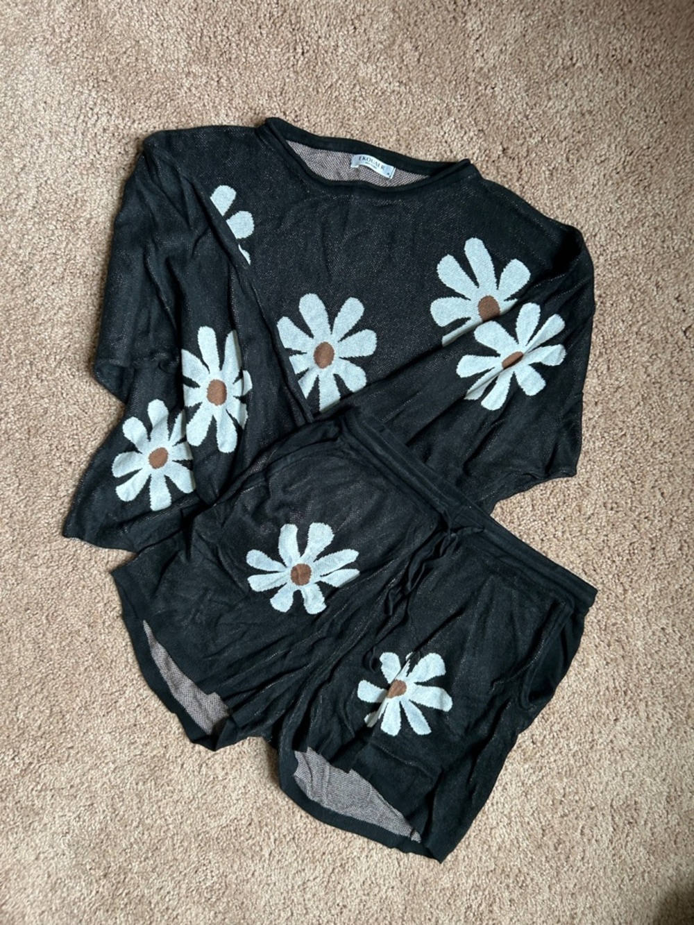 Black Floral Daisy Sleep Set - Women